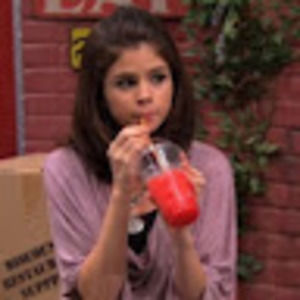 Meet your Posher, Cassandra